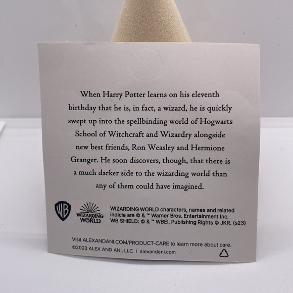 Alex and Ani•HARRY POTTER™•Hogwarts Two-Tone Snowflake Bangle - Picture 7 of 7